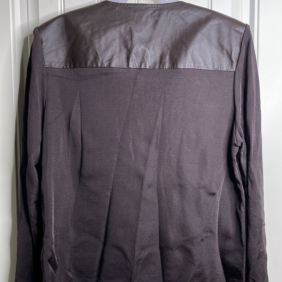 SALE!🔥NYGARD Collection Brown Leather Jacket Stretchy Material Back Arms Size XL - Picture 4 of 5